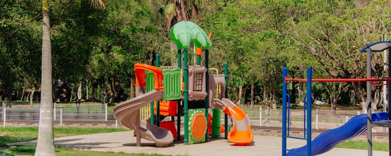 Diseño e instalación de parques infantiles seguros